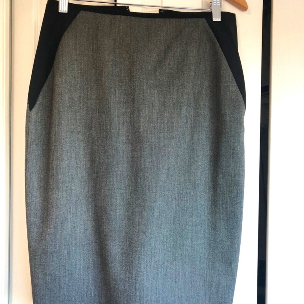 Elie Tahari Pencil Skirt